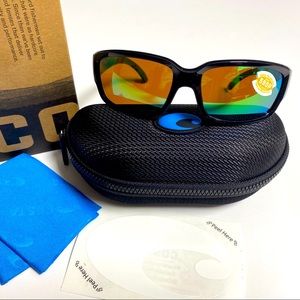 100% authentic,genuine and original Costa Caballito; shiny black with green 580P